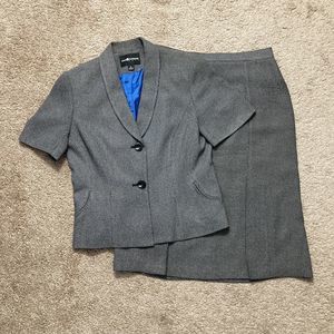 Sag Harbor Size 10 Gray Skirt Suit Set 2PC Career Church Business Shawl Collar